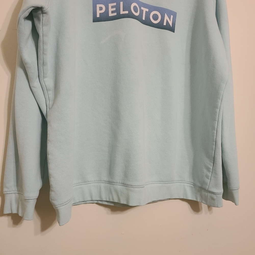 Peloton | Women's Sky Blue/Light Teal Crewneck Graphic Sweatshirt (Size Large) - Picture 9 of 13